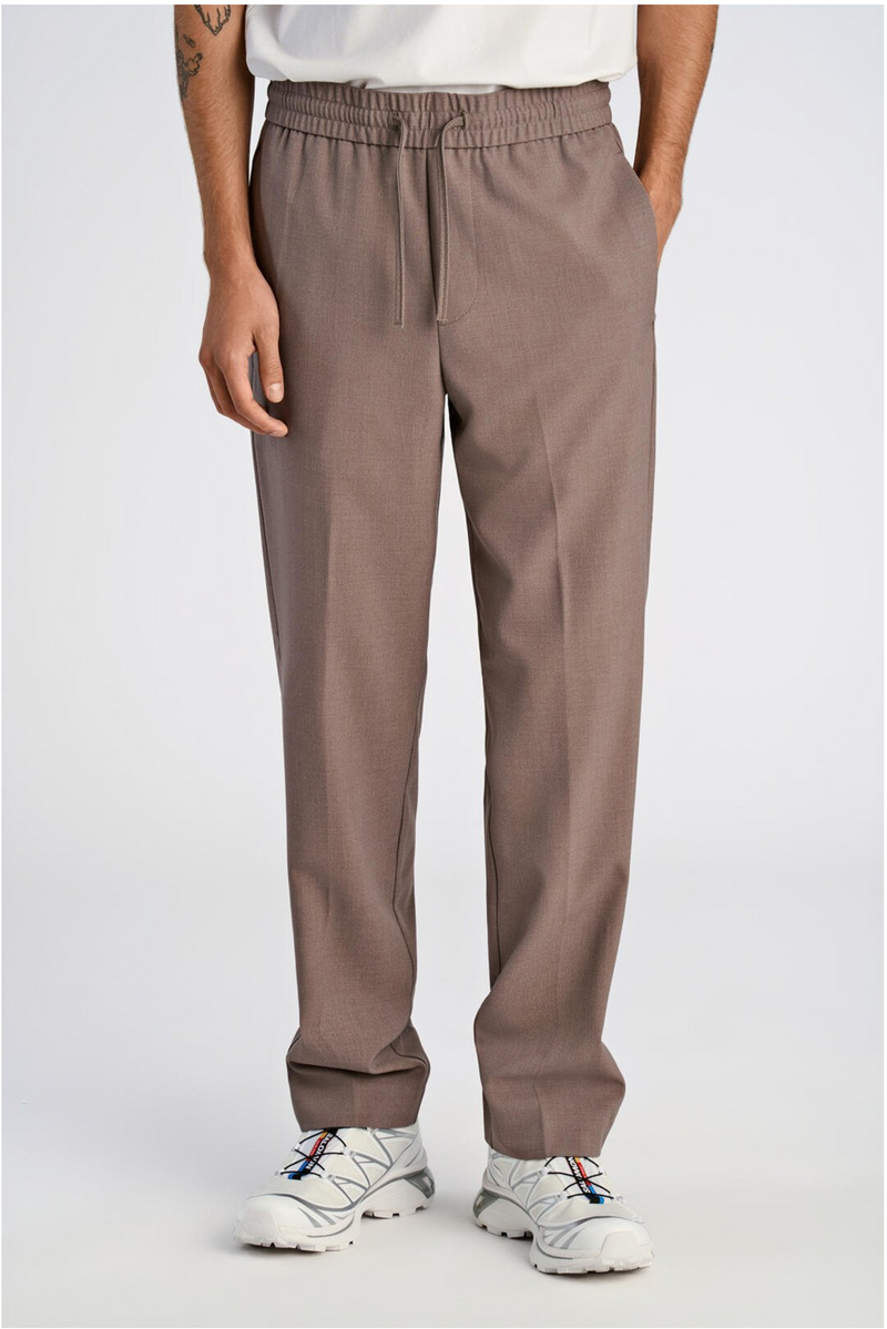 LINDBERGH Stoffhose Relax Fit Deep Sand Mel