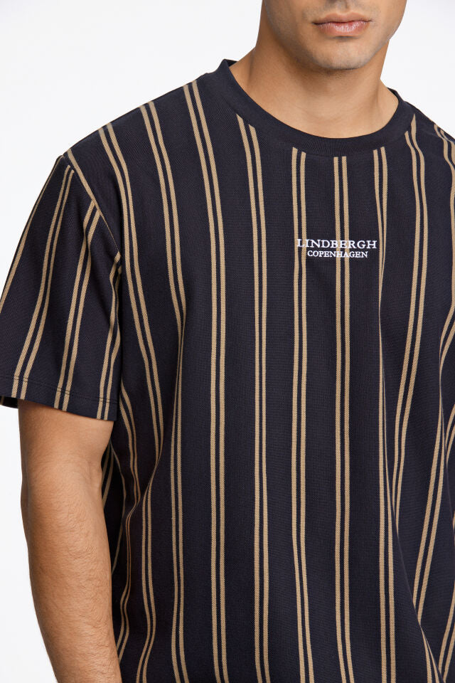 LINDBERGH Oversize Stripe T-Shirt Black